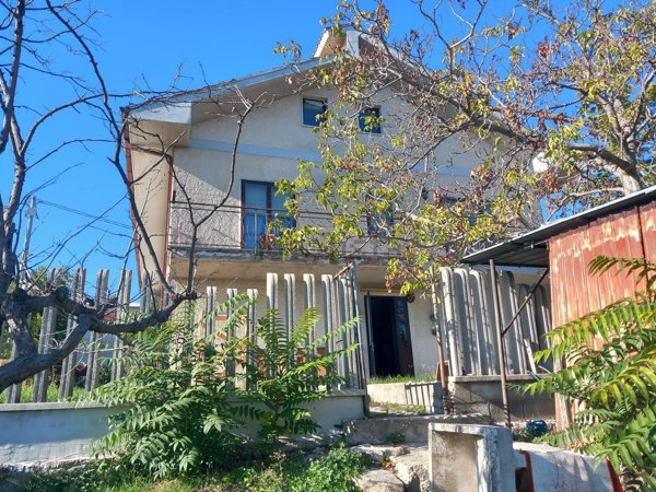 casa indipendente in vendita a Scafa