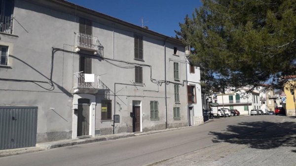 casa indipendente in vendita a Serramonacesca