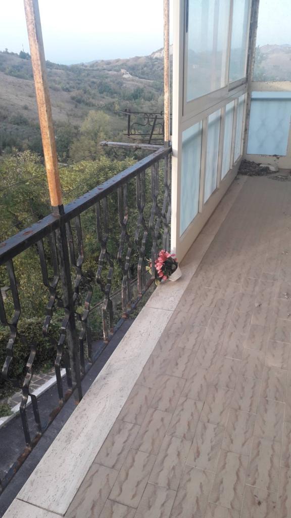 casa indipendente in vendita a Serramonacesca