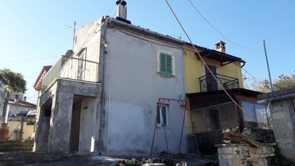 casa indipendente in vendita a Serramonacesca