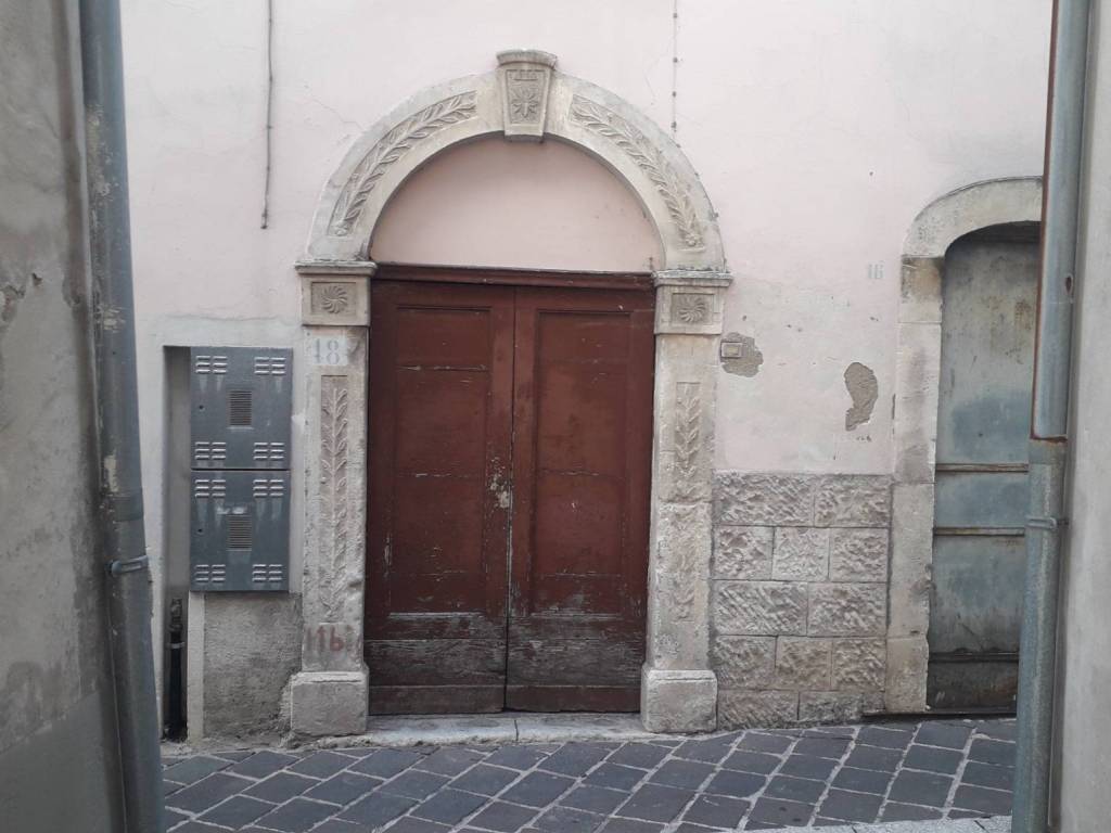 appartamento in vendita a Serramonacesca