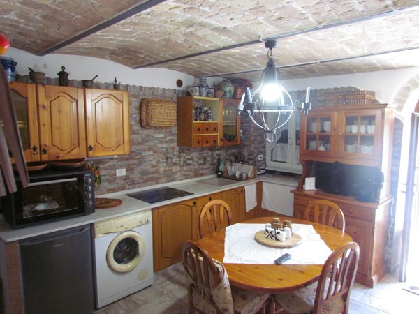 casa indipendente in vendita a Serramonacesca