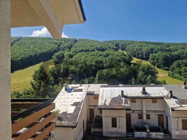 casa indipendente in vendita a Serramonacesca