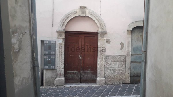 casa indipendente in vendita a Serramonacesca
