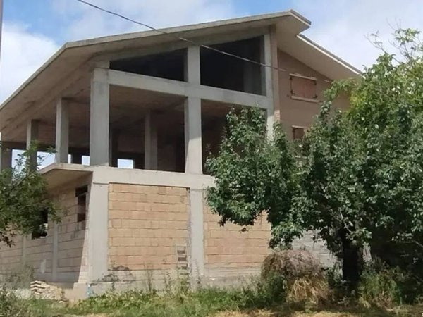 casa indipendente in vendita a Serramonacesca