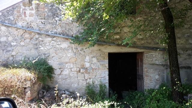 terreno in vendita a Serramonacesca
