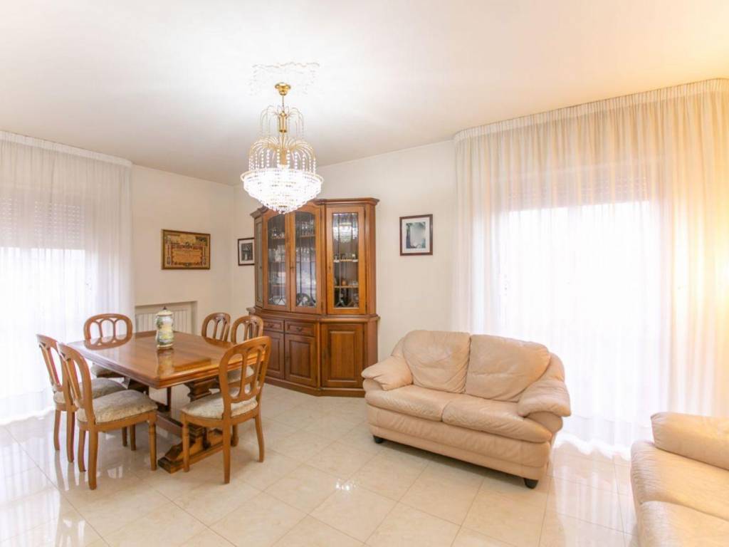 Decine di appartamenti in vendita a Spoltore Villa Raspa.