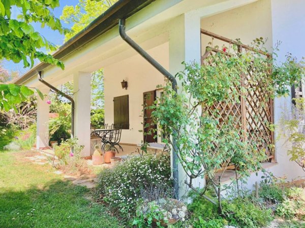 casa indipendente in vendita a Spoltore