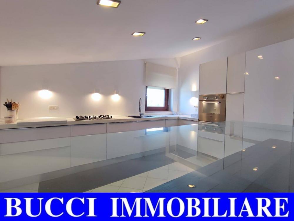 appartamento in vendita a Spoltore in zona Villa Raspa