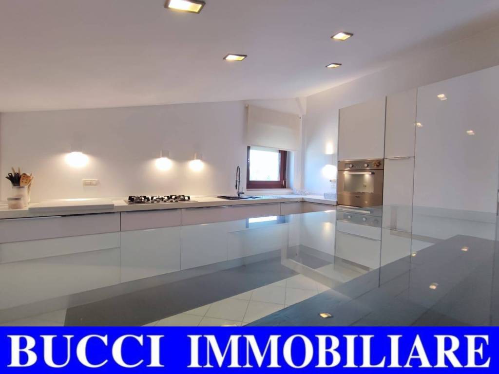 appartamento in vendita a Spoltore in zona Villa Raspa