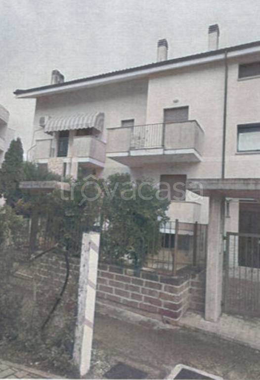 appartamento in vendita a Spoltore in zona Santa Teresa