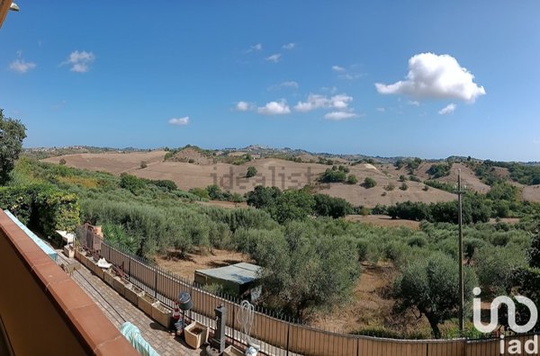 appartamento in vendita a Spoltore in zona Santa Teresa