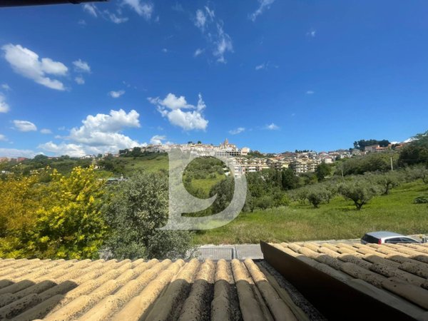 casa indipendente in vendita a Spoltore