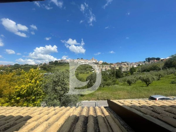 casa indipendente in vendita a Spoltore