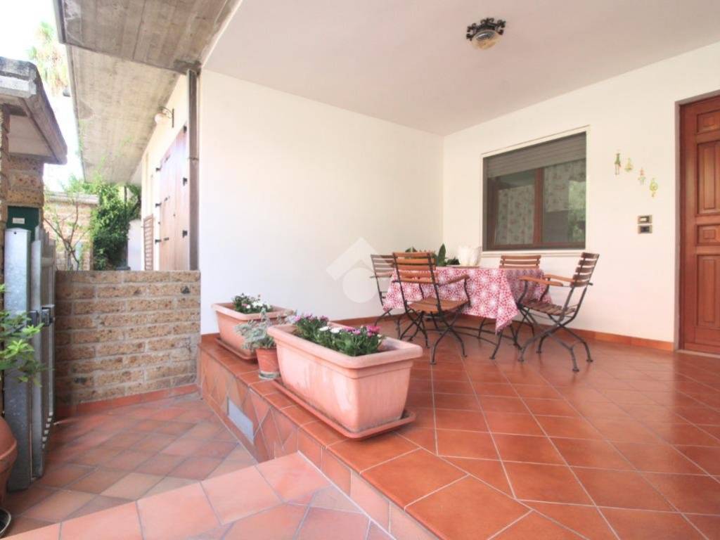 casa indipendente in vendita a Spoltore in zona Santa Teresa