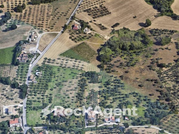 casa indipendente in vendita a Spoltore