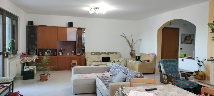 casa indipendente in vendita a Spoltore in zona Villa Santa Maria