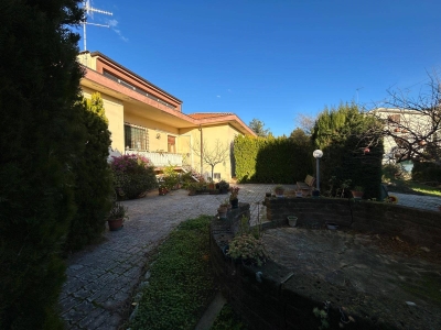 casa indipendente in vendita a Spoltore