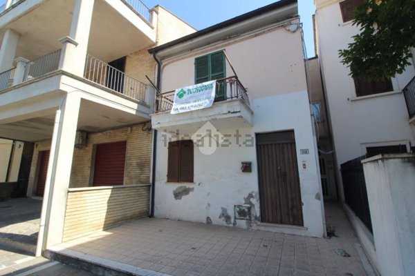 casa indipendente in vendita a Spoltore