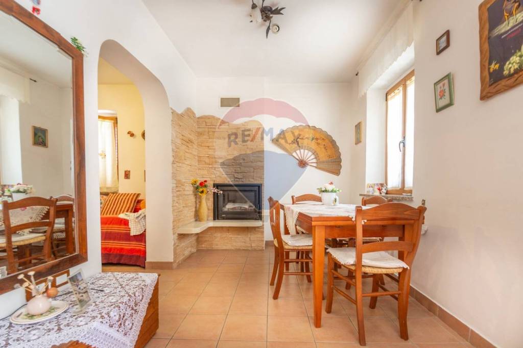 casa indipendente in vendita a Spoltore in zona Caprara d'Abruzzo