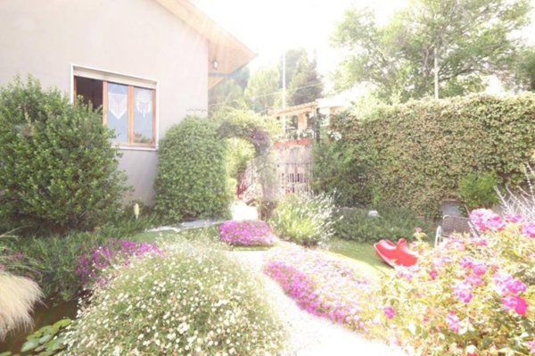 casa indipendente in vendita a Spoltore