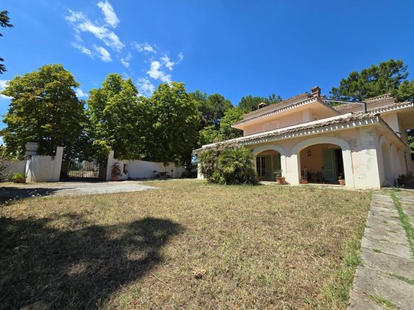 casa indipendente in vendita a Spoltore