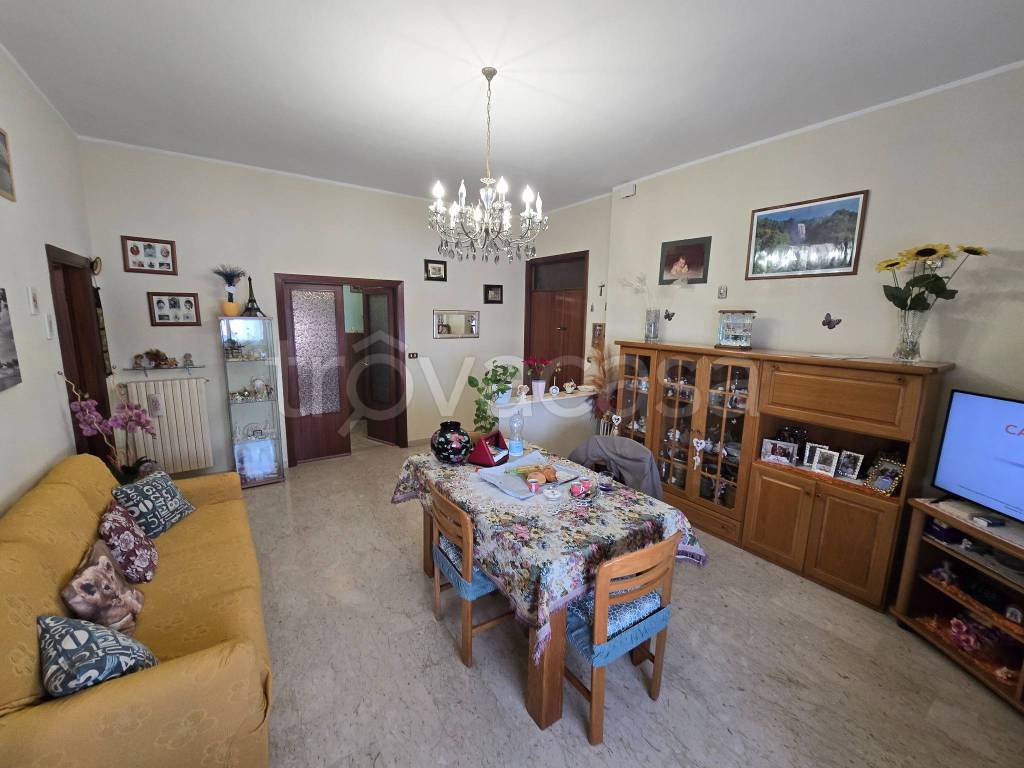 casa indipendente in vendita a Spoltore in zona Villa Raspa