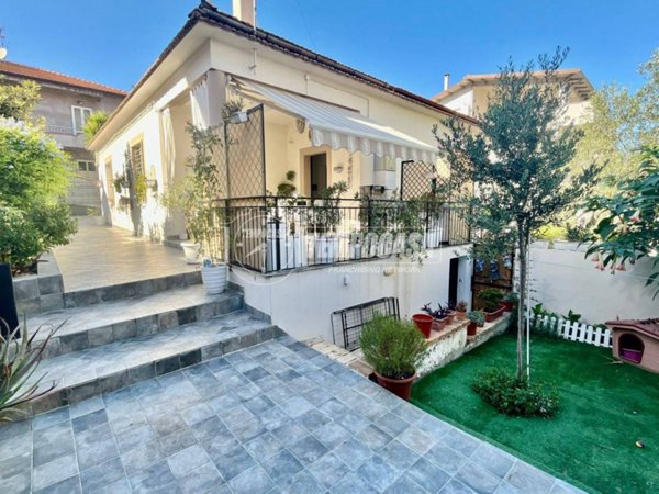 appartamento in vendita a Spoltore in zona Villa Raspa