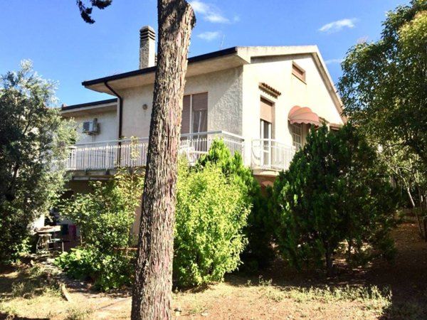 casa indipendente in vendita a Spoltore