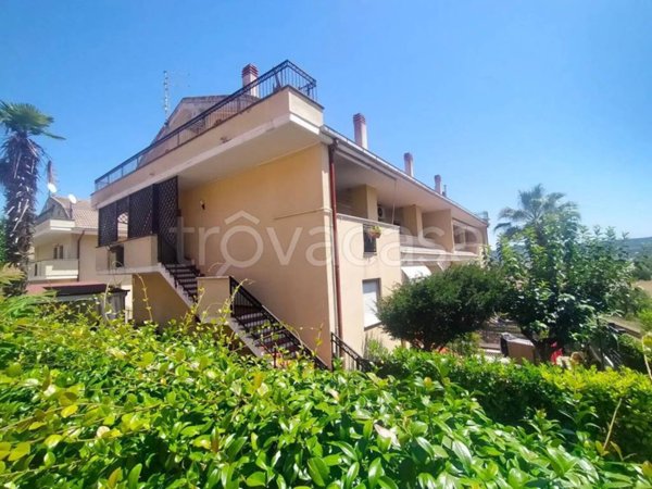 appartamento in vendita a Spoltore in zona Santa Teresa