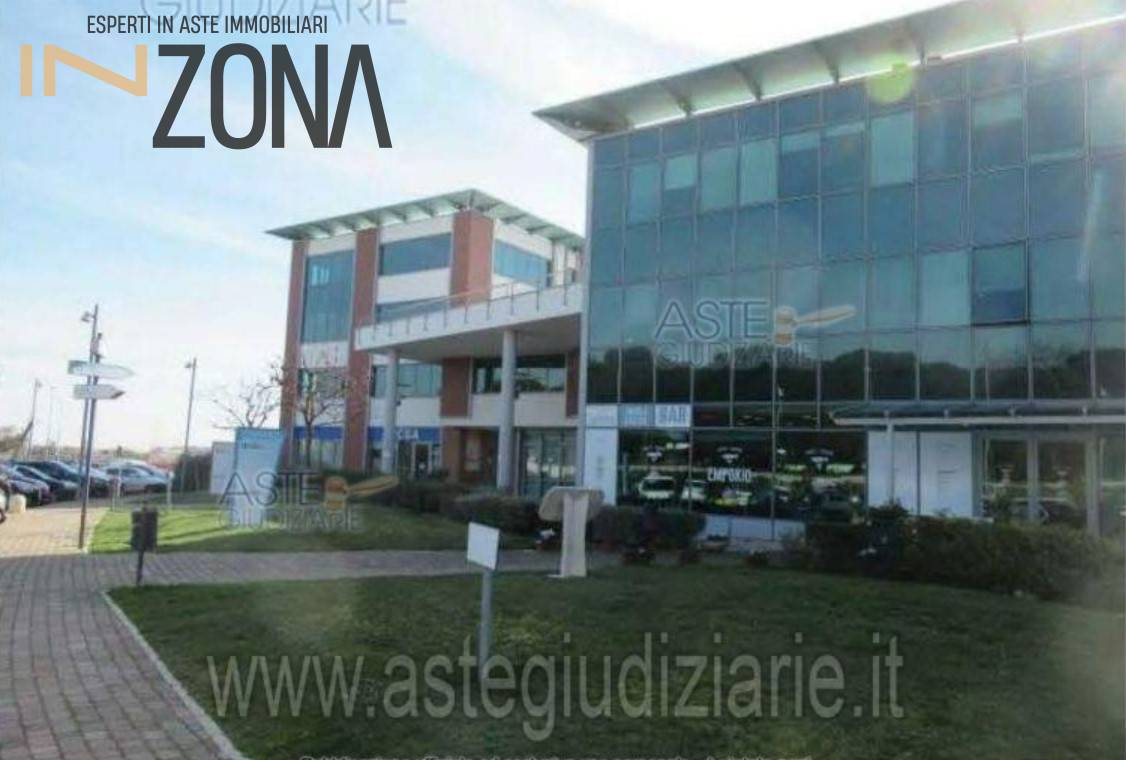 casa indipendente in vendita a Spoltore in zona Villa Raspa