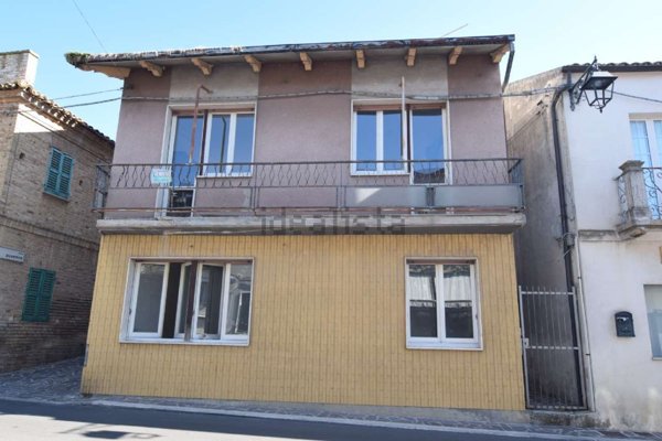 casa indipendente in vendita a Spoltore in zona Caprara d'Abruzzo