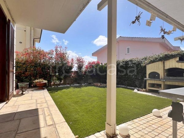 casa indipendente in vendita a Spoltore