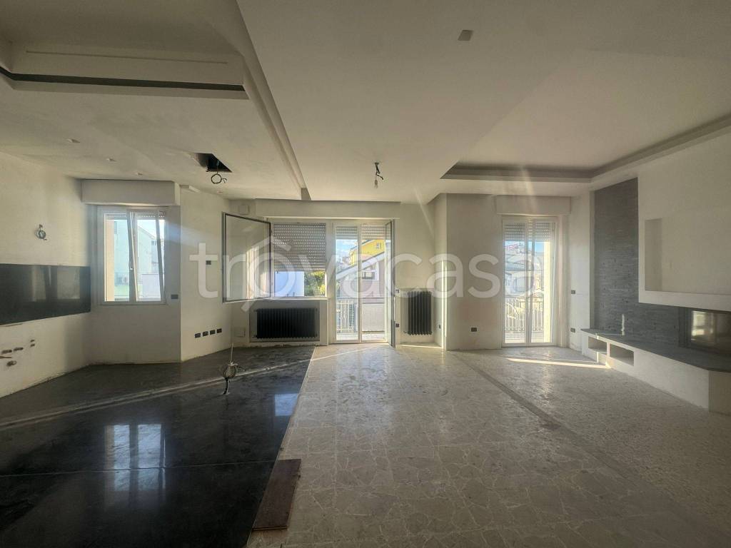 casa indipendente in vendita a Spoltore in zona Villa Raspa