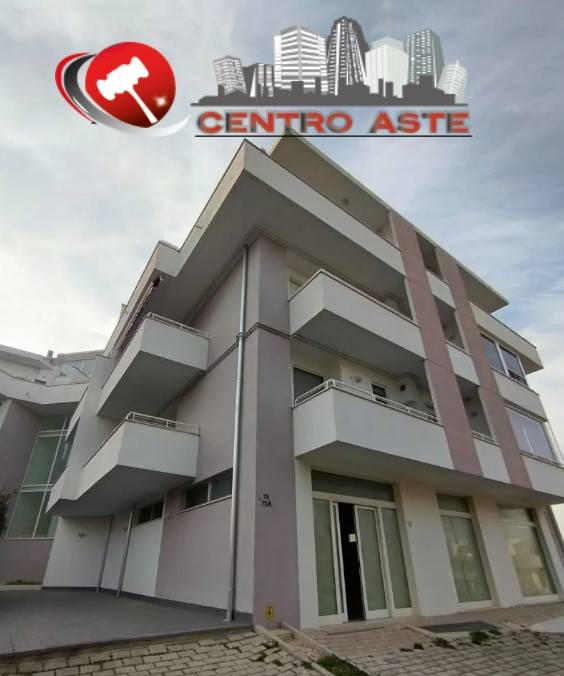 negozio in vendita a Spoltore