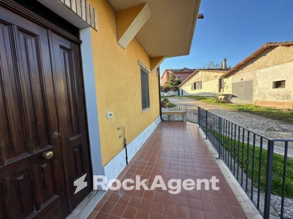 casa indipendente in vendita a Spoltore