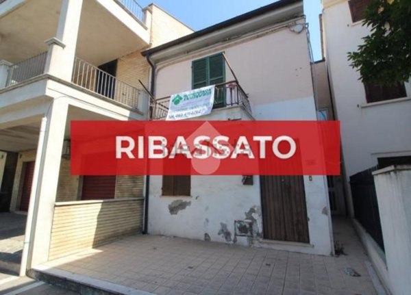 casa indipendente in vendita a Spoltore