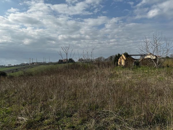 casa indipendente in vendita a Spoltore