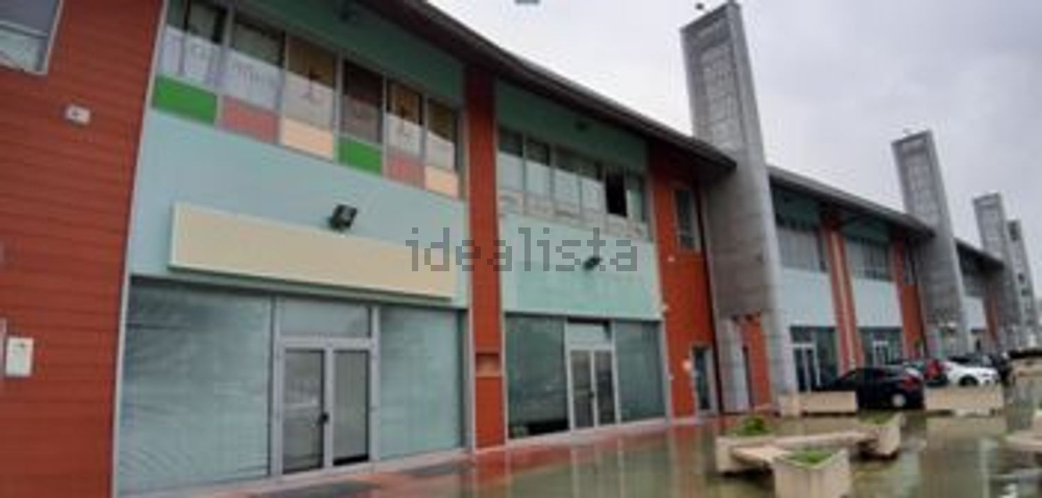 casa indipendente in vendita a Spoltore in zona Villa Raspa