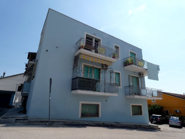 appartamento in vendita a Spoltore in zona Villa Raspa