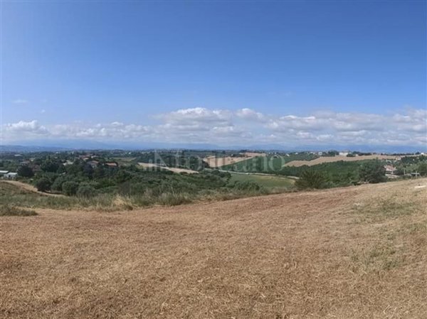 casale in vendita a Spoltore