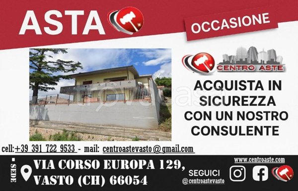 casa indipendente in vendita a Spoltore in zona Santa Lucia