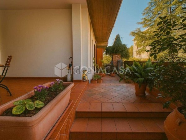 casa indipendente in vendita a Spoltore