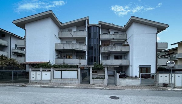 appartamento in vendita a Spoltore in zona Villa Raspa