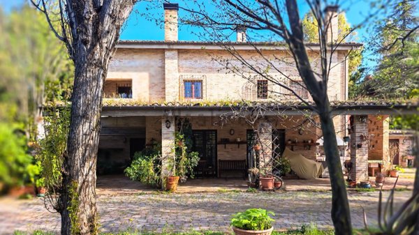 casa indipendente in vendita a Spoltore