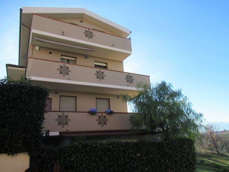 appartamento in vendita a Spoltore in zona Santa Teresa