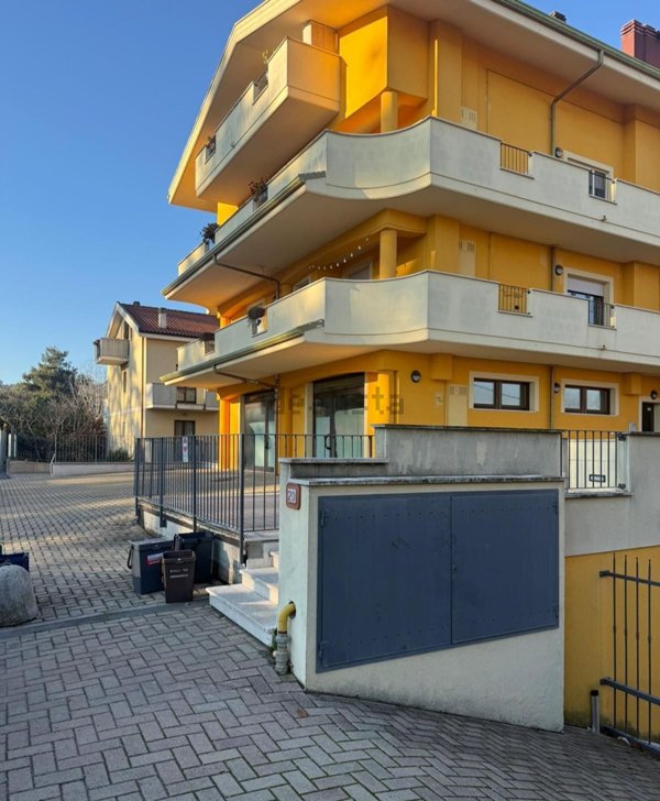 appartamento in vendita a Spoltore in zona Santa Teresa