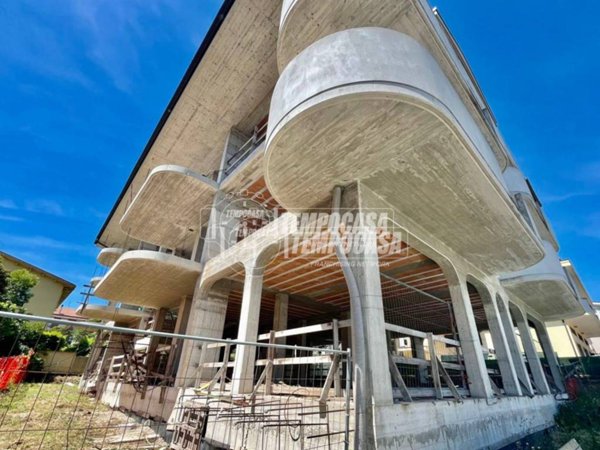 casa indipendente in vendita a Spoltore in zona Villa Raspa