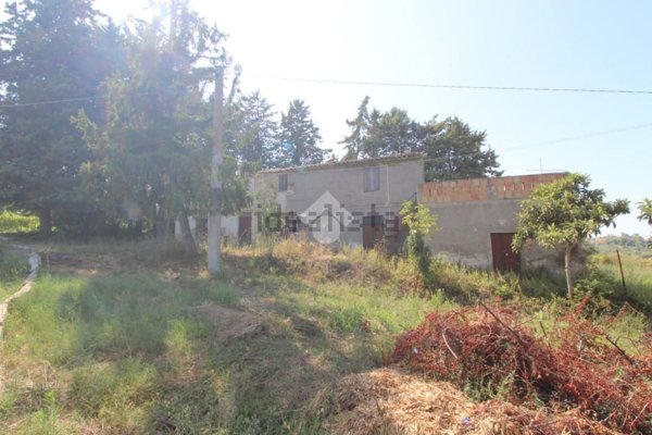 pentavano in vendita a Spoltore in zona Pescarina