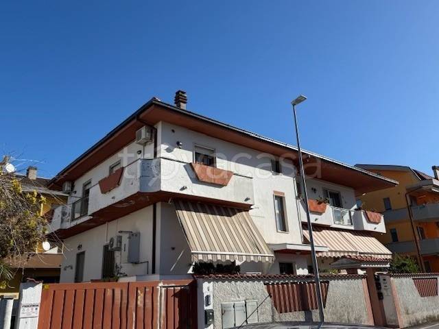 appartamento in vendita a Spoltore in zona Santa Teresa